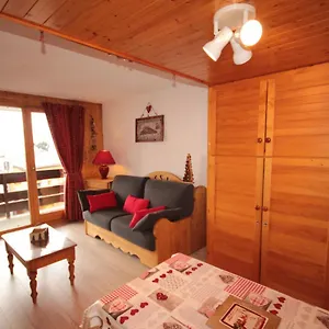  Appartement Studio Les Saissies 73620 Hauteluces, Plein Centre Station, Savoie, Espace Diamant